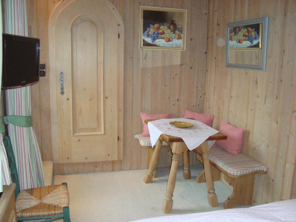 Weberhaus - Adults Only Lejlighed Kitzbühel Værelse billede